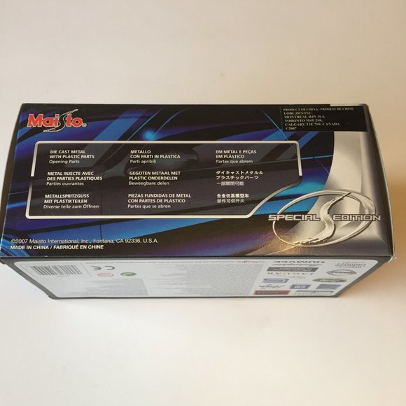 Maisto 1965 Shelby Cobra 427 1:24 Scale Special Edition Die-Cast Replica Car - Picture 6 of 7